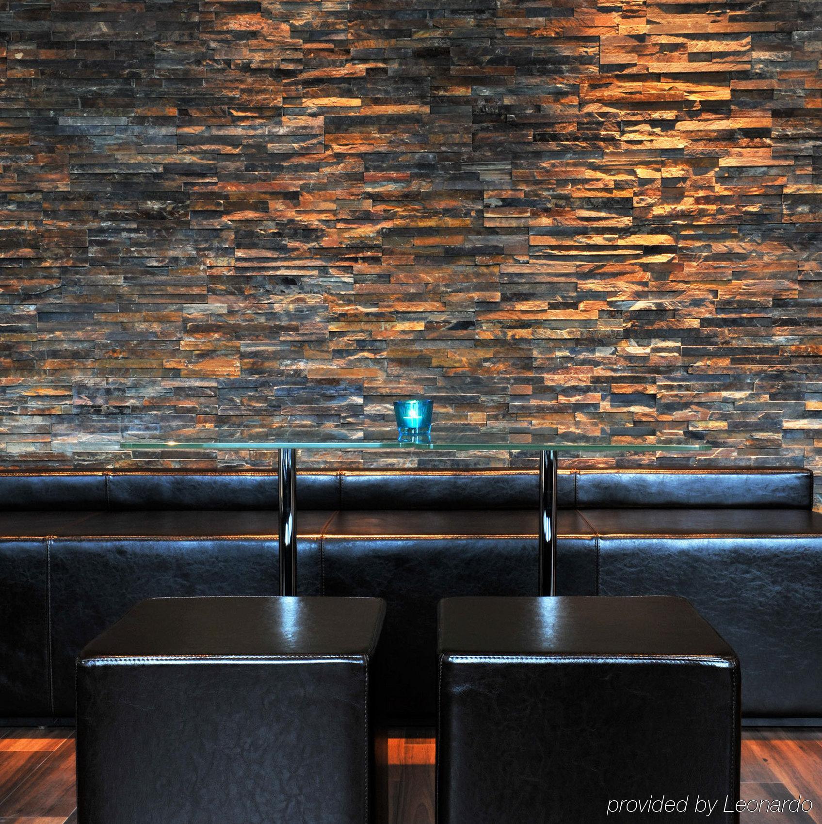 Motel One Hamburg Airport Interior photo