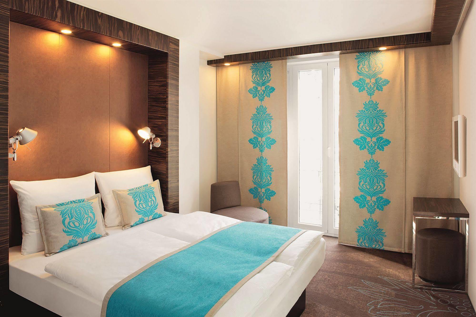 Motel One Hamburg Airport Exterior photo